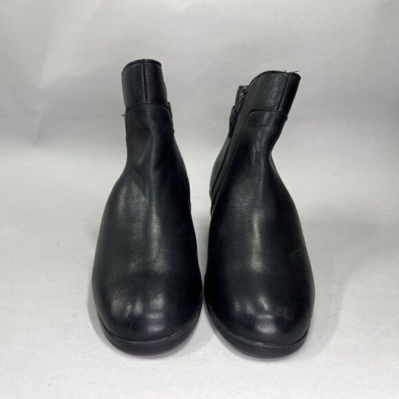 Clarks Women's Size 8.5 Emily Holly Black Leather Ankle Booties - Picture 2 of 14